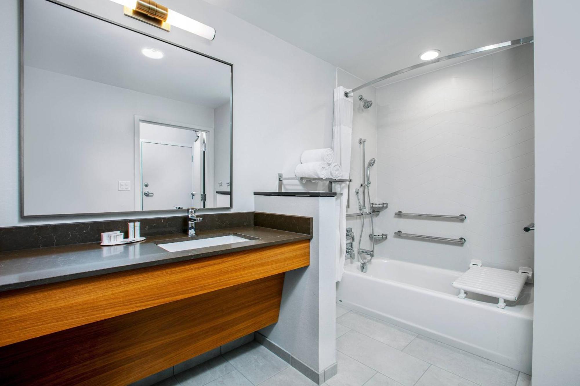Fairfield By Marriott Inn & Suites Harrisburg West/Mechanicsburg Ngoại thất bức ảnh